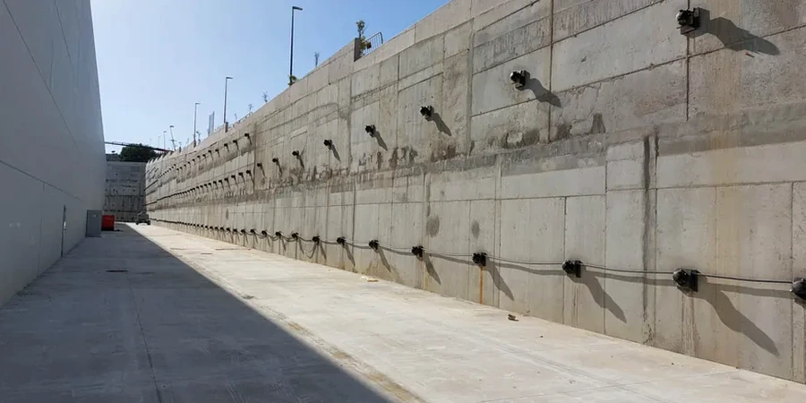 Active and Passive Anchor Design in Denver